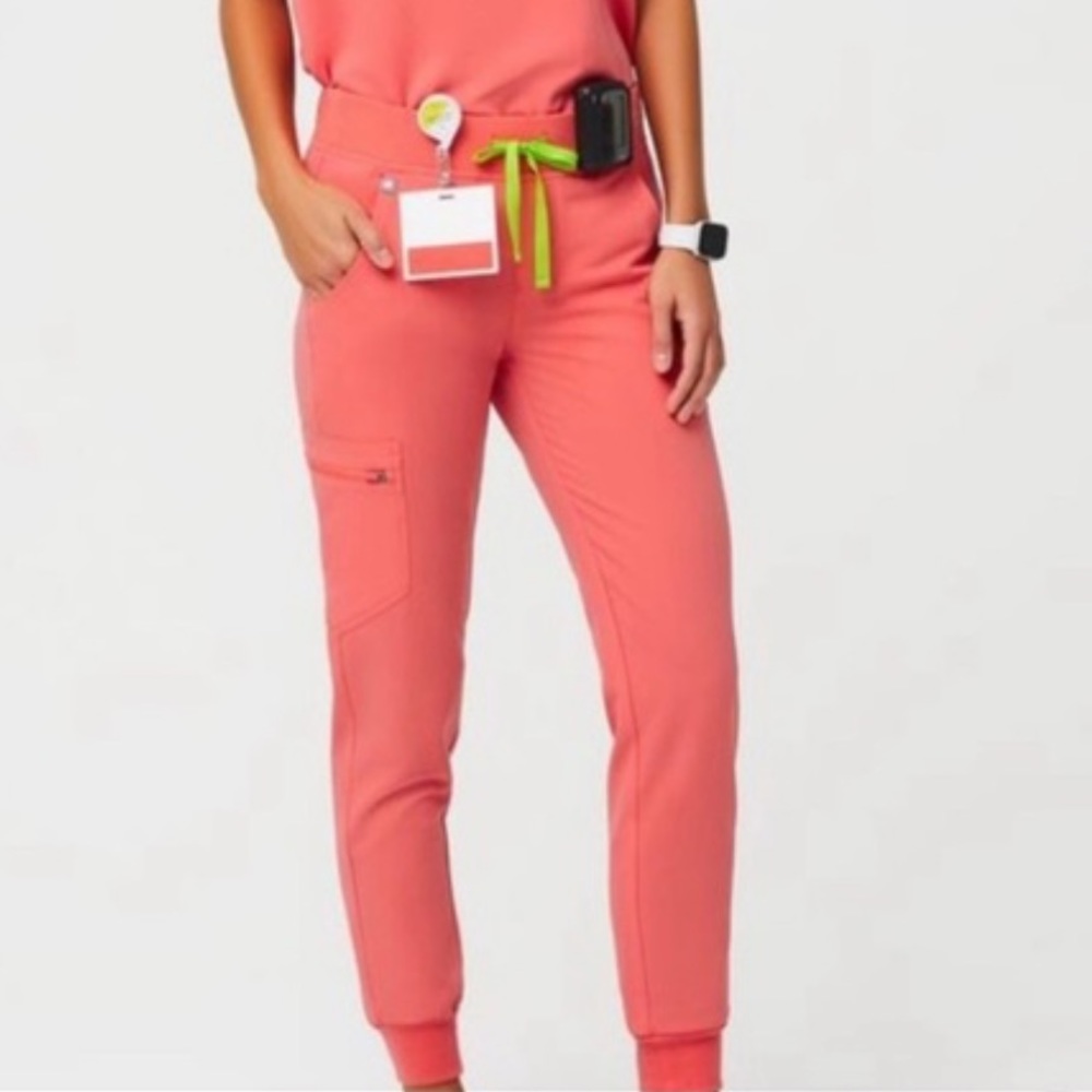 Figs Zamora jogger in “hot coral” petite XXS